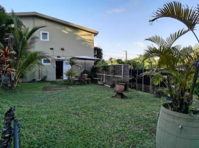 Appartement moderne au Lamentin avec jardin clos et parking